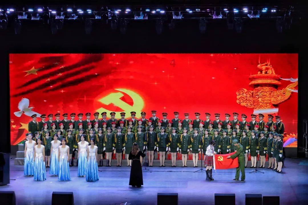 锦州市快递行业集体协商带来职企“双赢” 职工收入涨了 企业留住人了